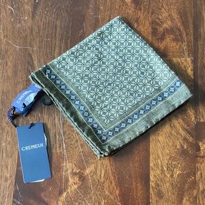 Daniel Cremieux Olive and Navy Geometric Wool Pocket Square